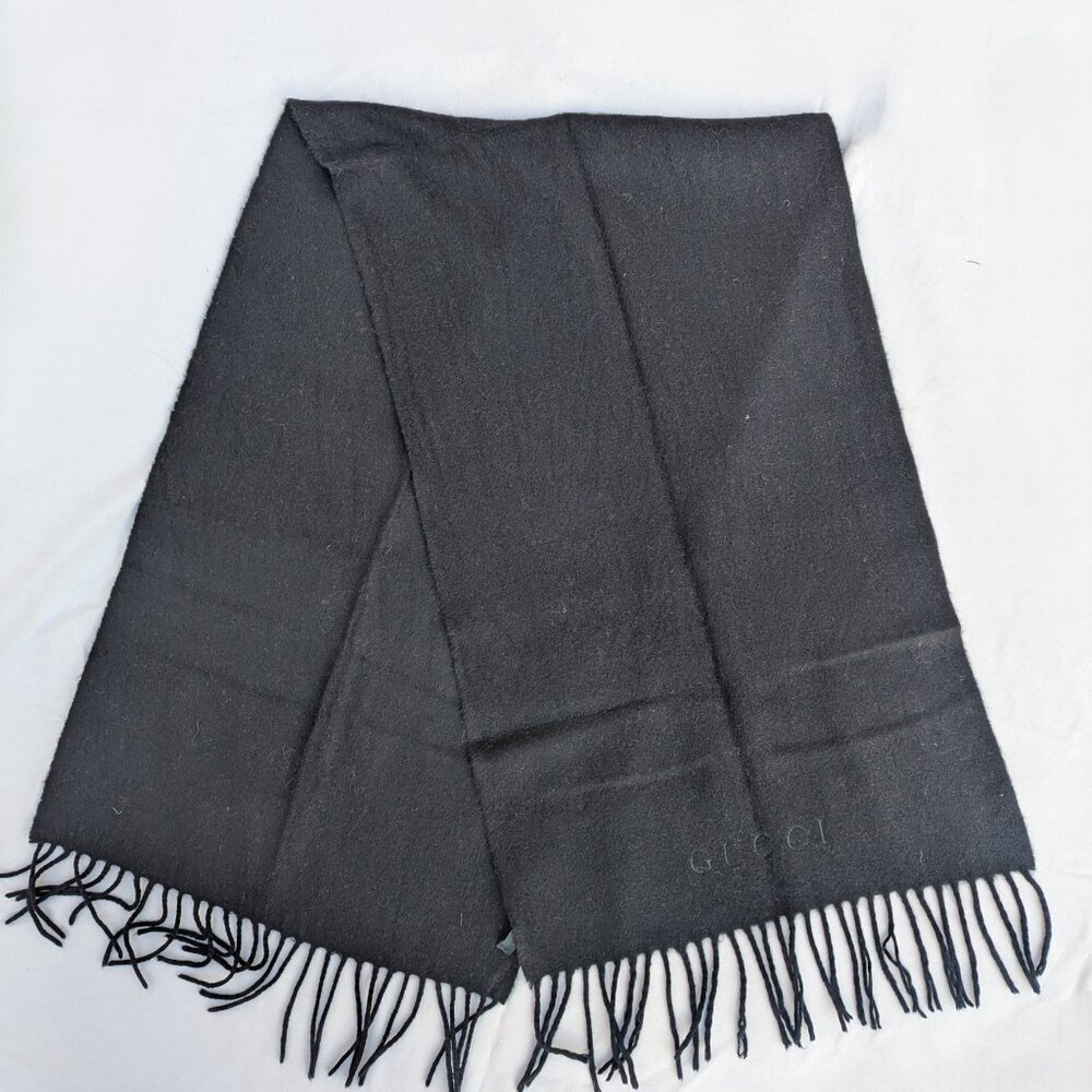 Gucci Authentic Scarf Black 100% Cashmere Unisex Scarf Made in Italy.